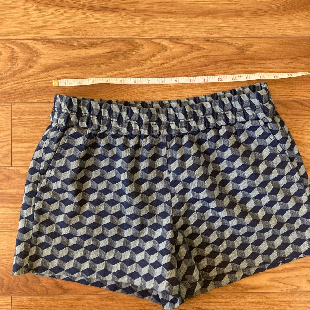 J. Crew Navy Geometric Pattern Shorts Size 8 - Picture 5 of 8